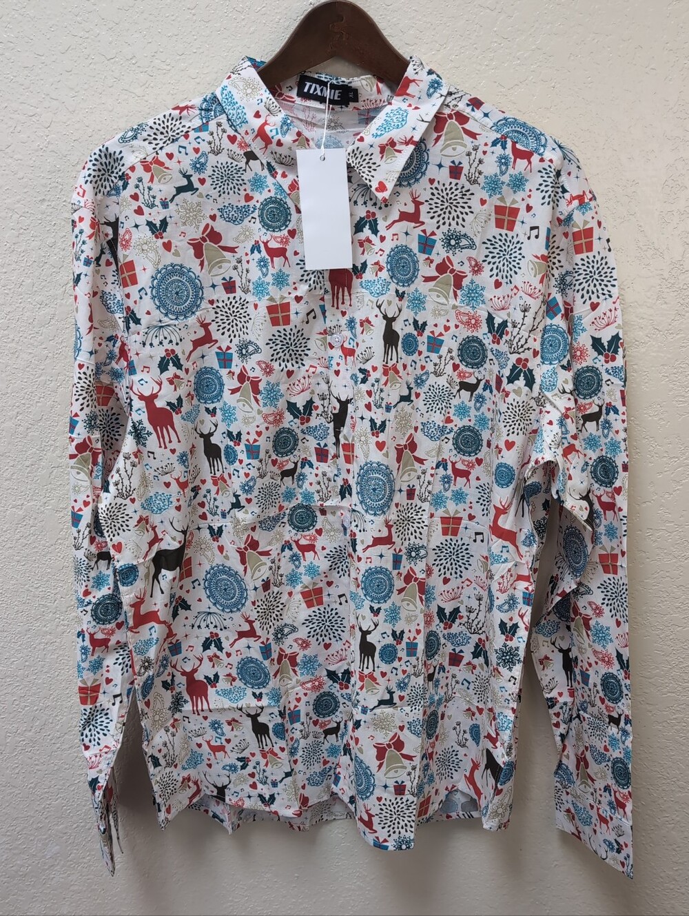 Men's Long Sleeve Christmas/Winter Button Up Shirt. 100% Cotton. Size XL